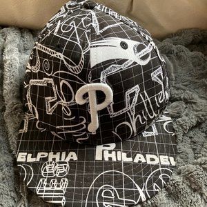Philadelphia Phillies Hat by 59 Fifty New Era Black & White Color Size 7 3/8